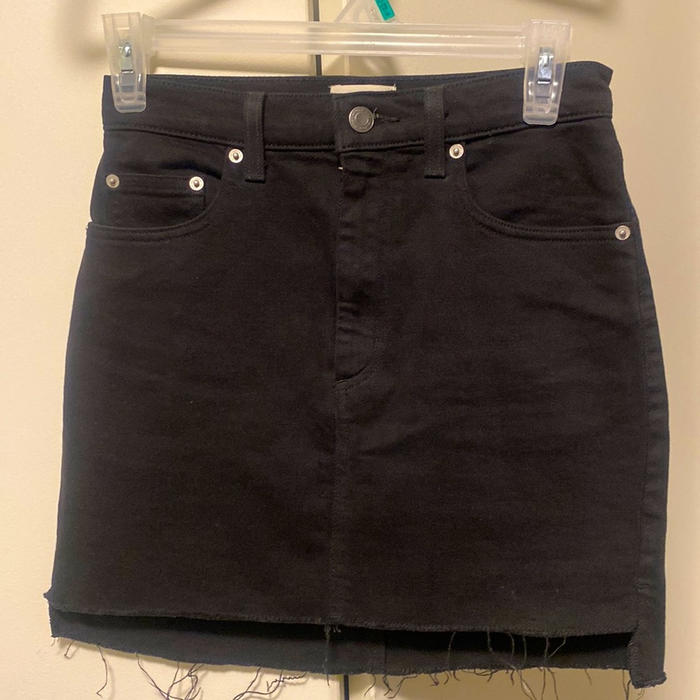 Black skirt